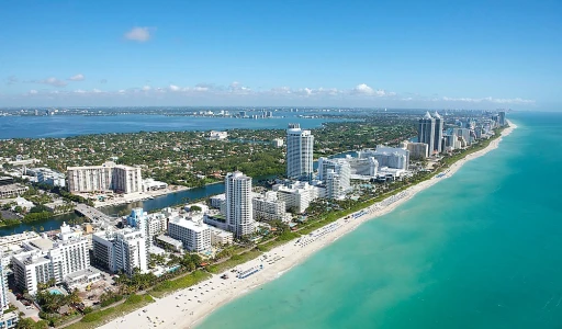 ¿Cómo Definen los Diseños Innovadores el Lujo en los Hoteles de Miami?