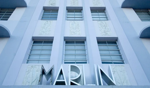 Maximiza tu Presupuesto: ¿Cómo Reservar Hoteles de Lujo en Miami con Inteligencia?