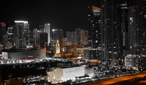 El Toque Único: Descubriendo las Espectaculares Piscinas de los Hoteles de Lujo en Miami